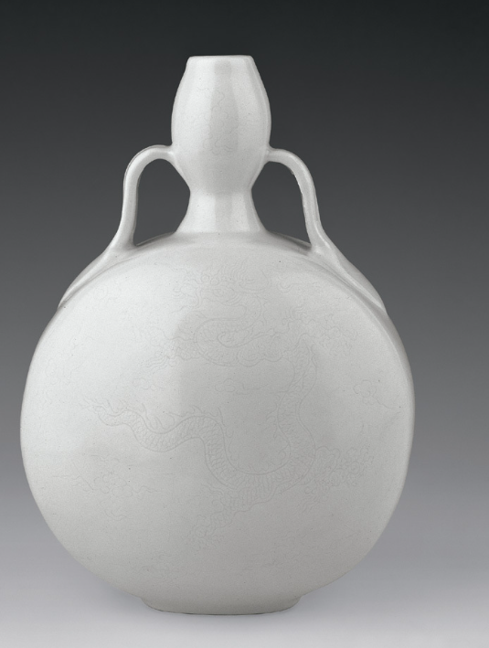 ¿Qué es la porcelana esmaltada en blanco?